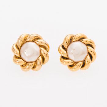 1970s Earrings.