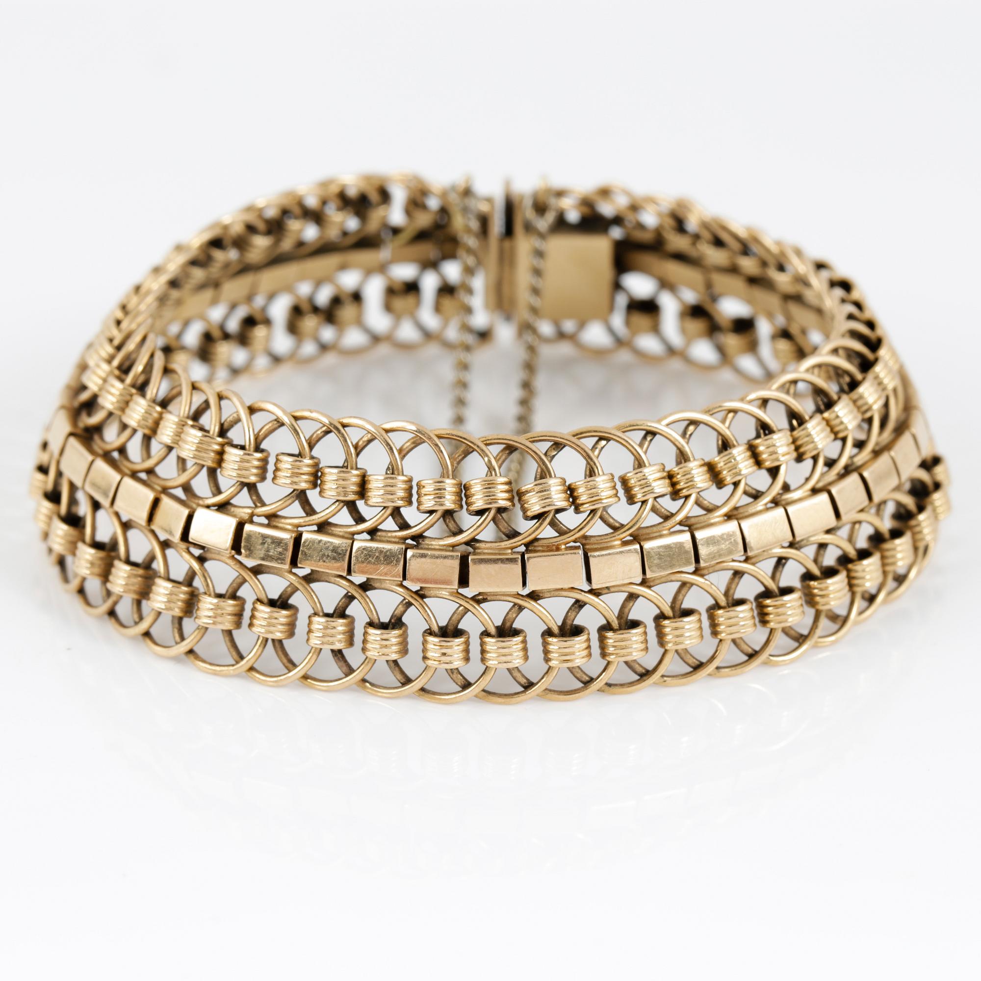 ARMBAND, guld 18K, stämplad karathalt, 1900-tal. Vikt ca 30,5 gram.