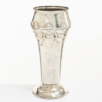 An art Nouveau, silver vase, GAB, 1913.