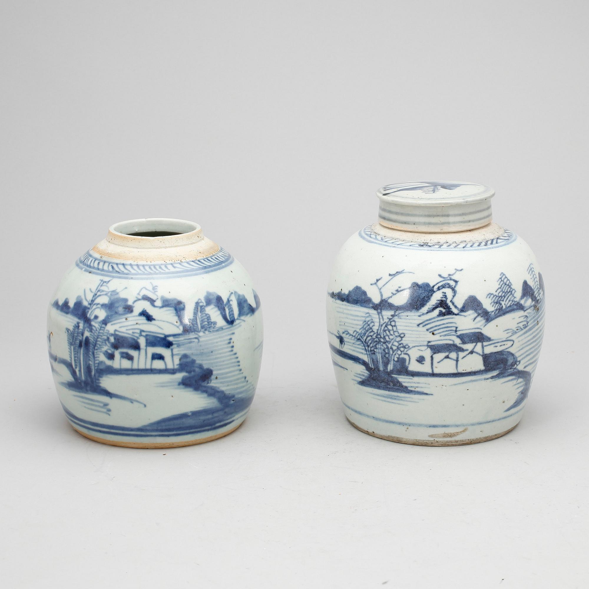 BOJANER, 2 st, porslin, Kina, 1800-tal.