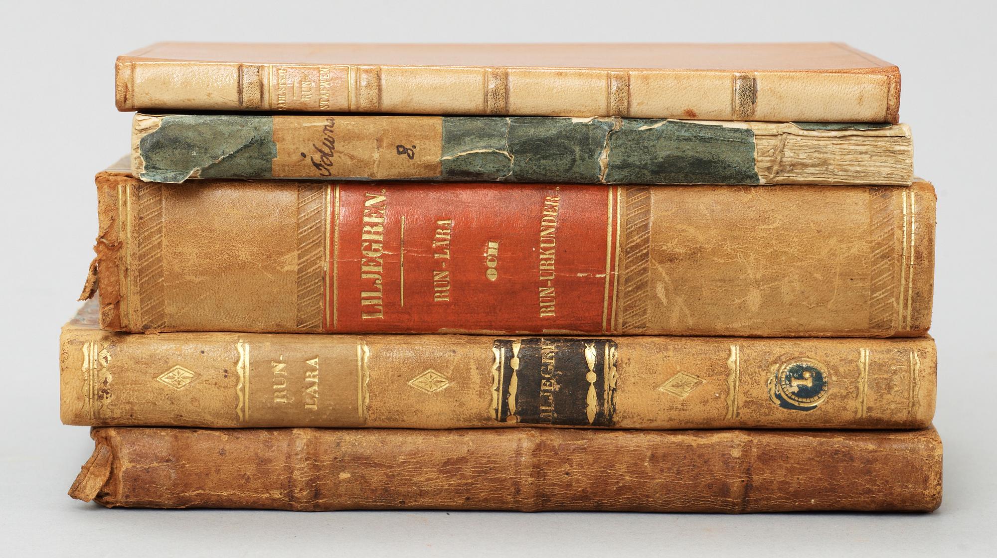 BOKPARTI OM RUNOR OCH FORNTID, 9 vol, bla "Cogitationes...ortographia linguae Svio Gothiae tam runica.." av Eric Julius Björner, Stockholm 1742.