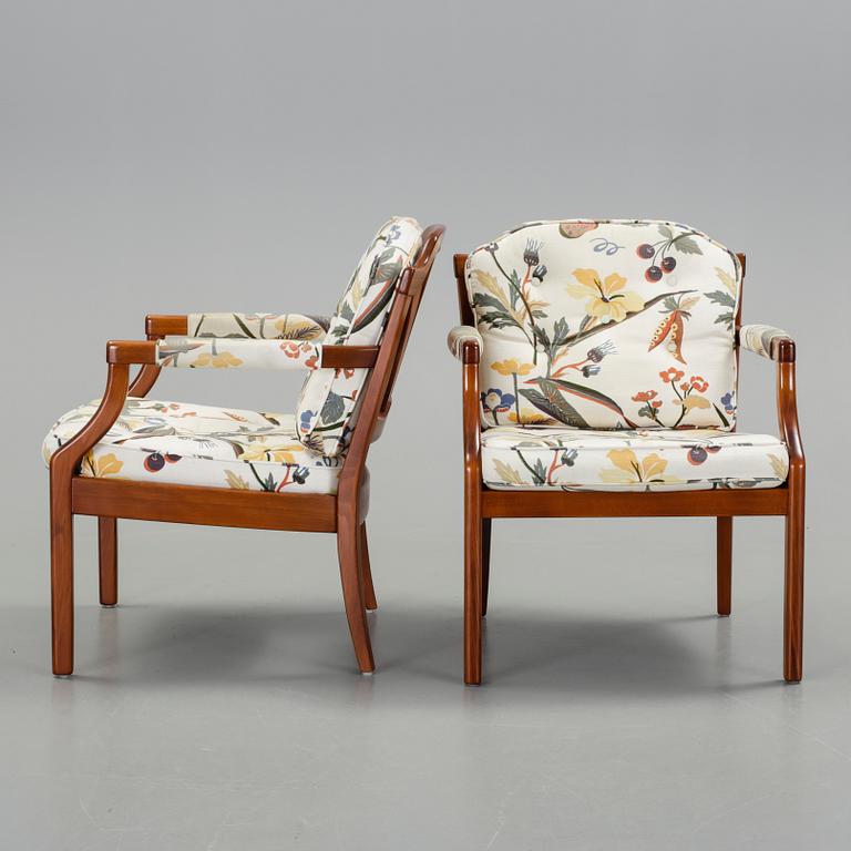 KARMSTOLAR, ett par, 1900-talets slut.