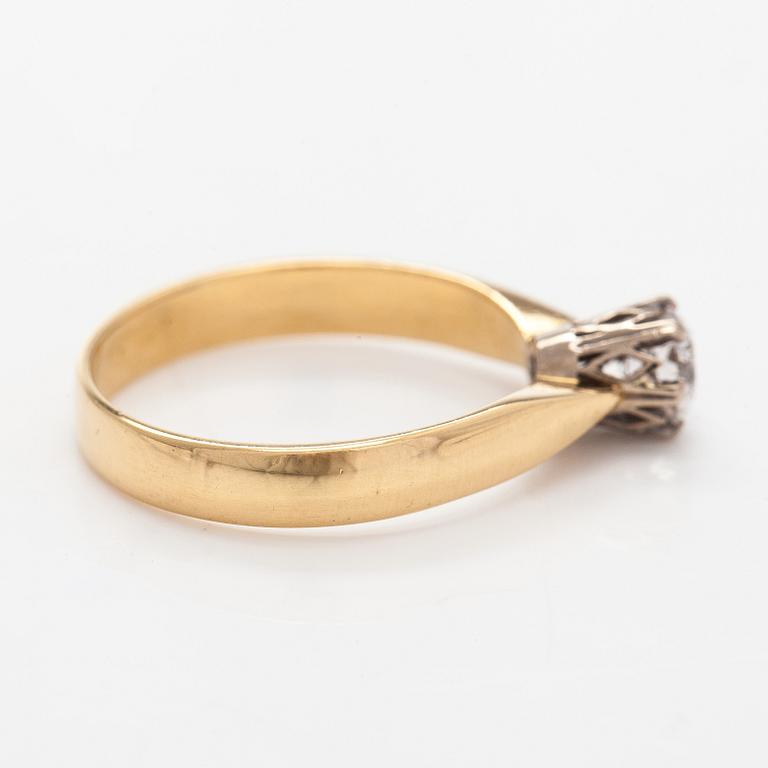 Ring, brilliant cut diamond 0.47 ct, 18K gold, Kultakeskus.