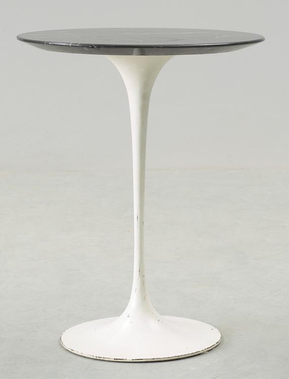 SOFFBORD, "Tulip", Eero Saarinen, Knoll International.