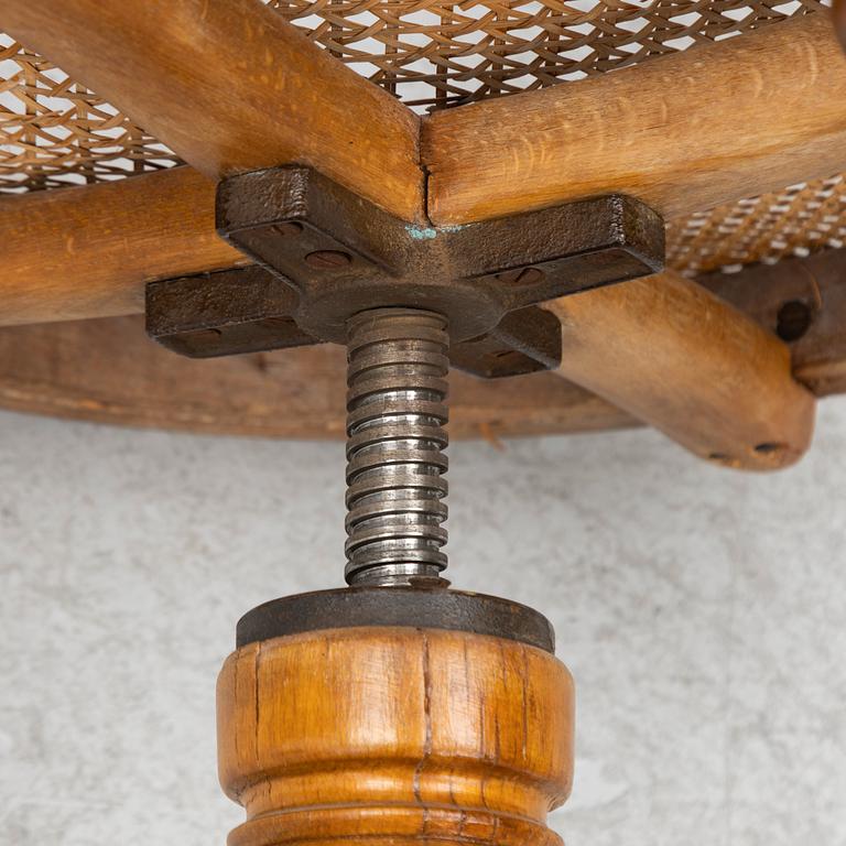 A chair, early 20th century.