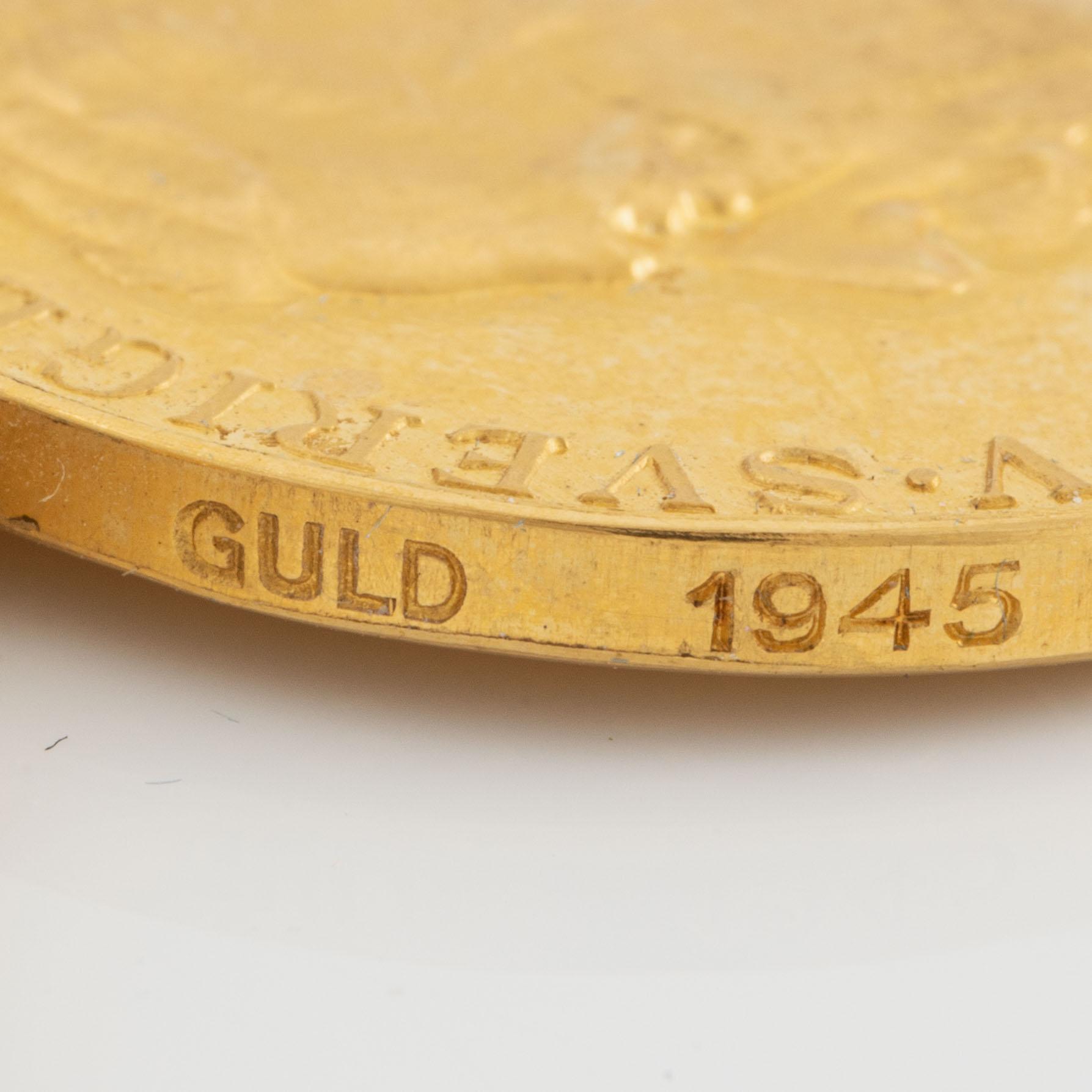 Gustav V,medal for civil merit , gold.