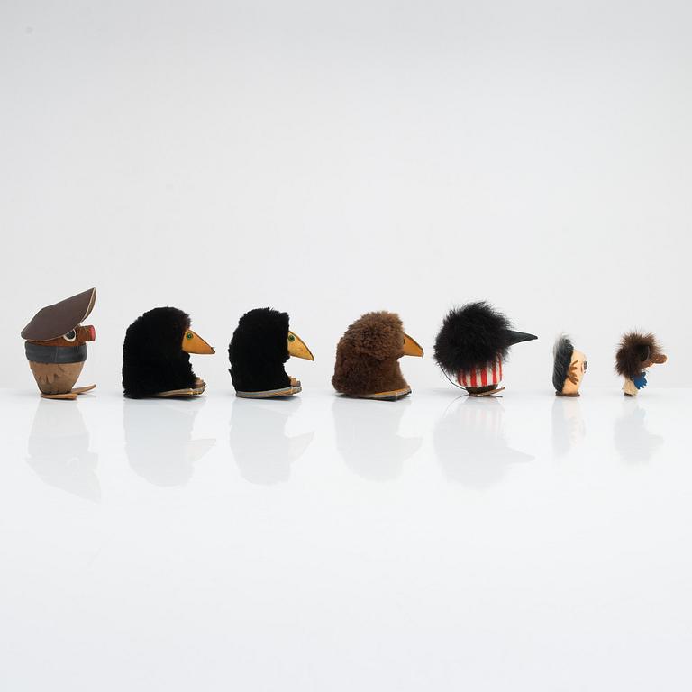 Helena Kuuskoski, Atelier Fauni,figuureja, 7 kpl, Suomi, 1960-70-luvulta.