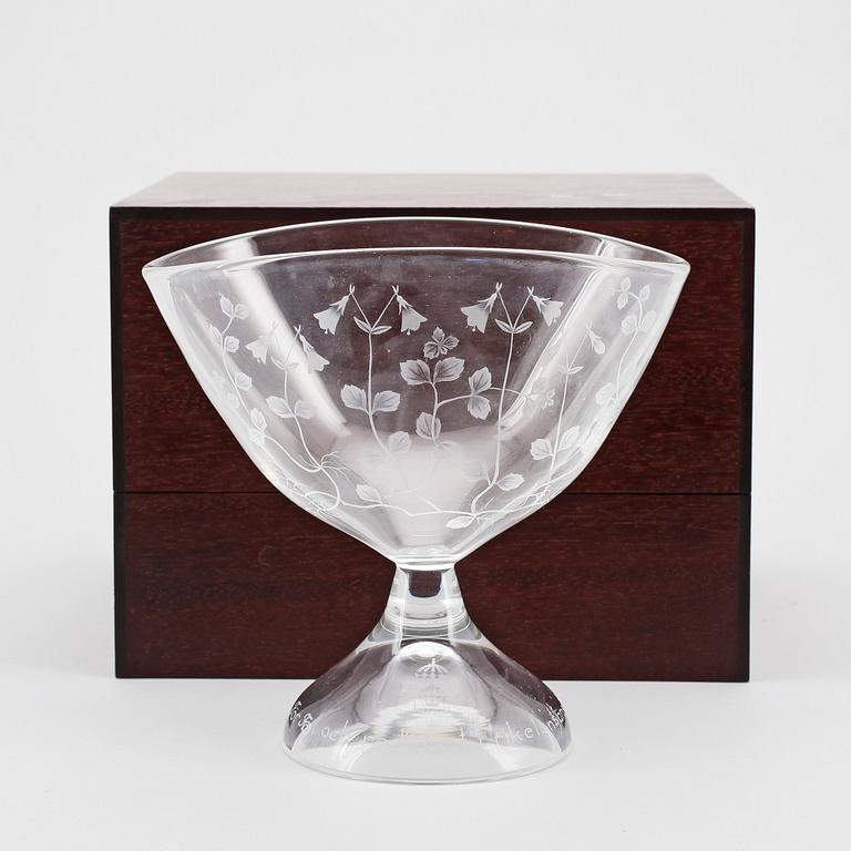 SKÅL, glas, Kosta Boda, 1900-talets senare del.