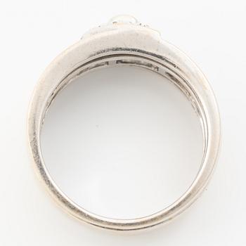 Ring, two-part, 14K white gold with sapphires and small diamonds.