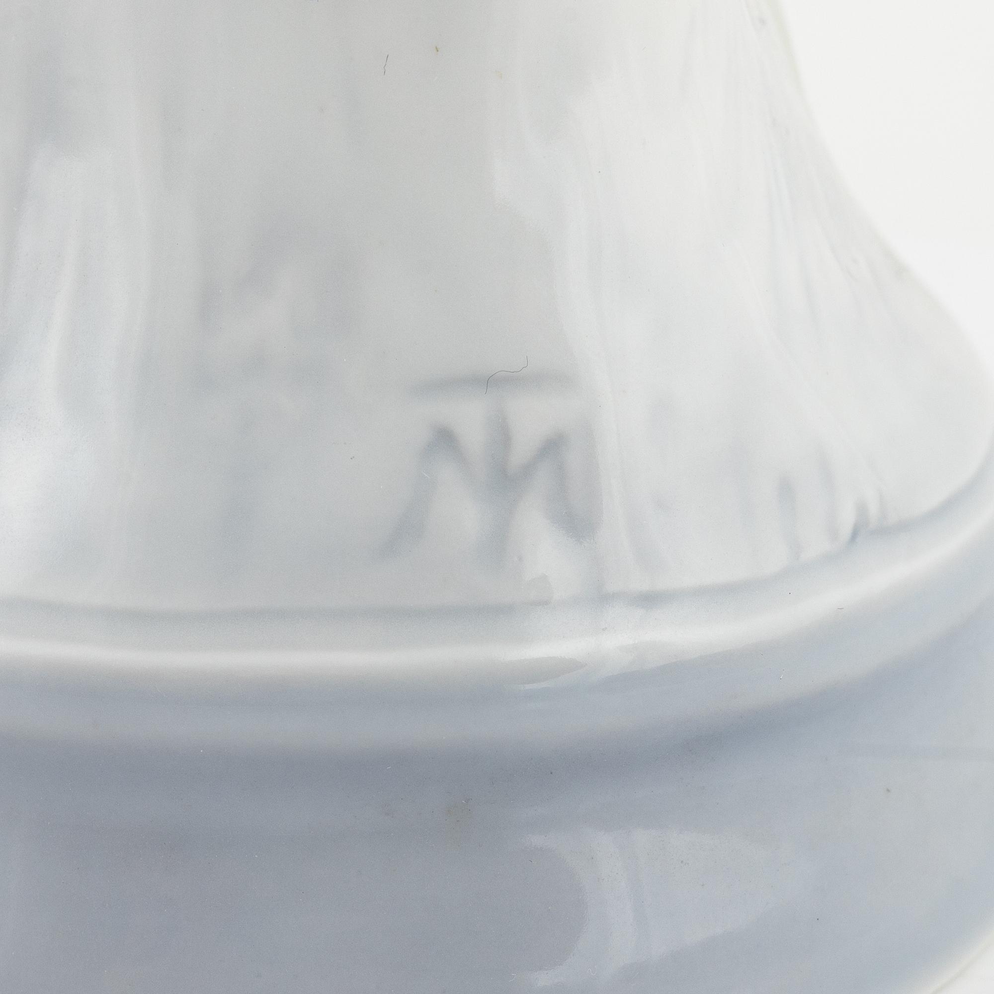 Theodor Madsen, figuriner, 2 st, Royal Copenhagen, Danmark, 1957.