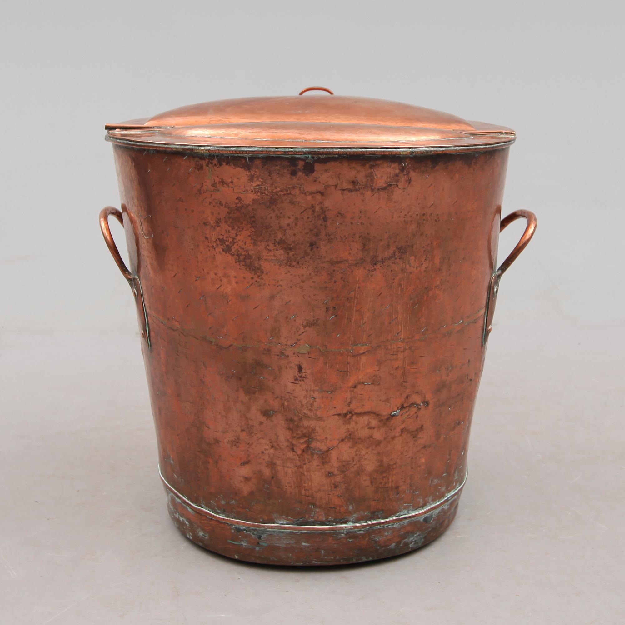 VATTENTUNNA, koppar, 1800-tal.