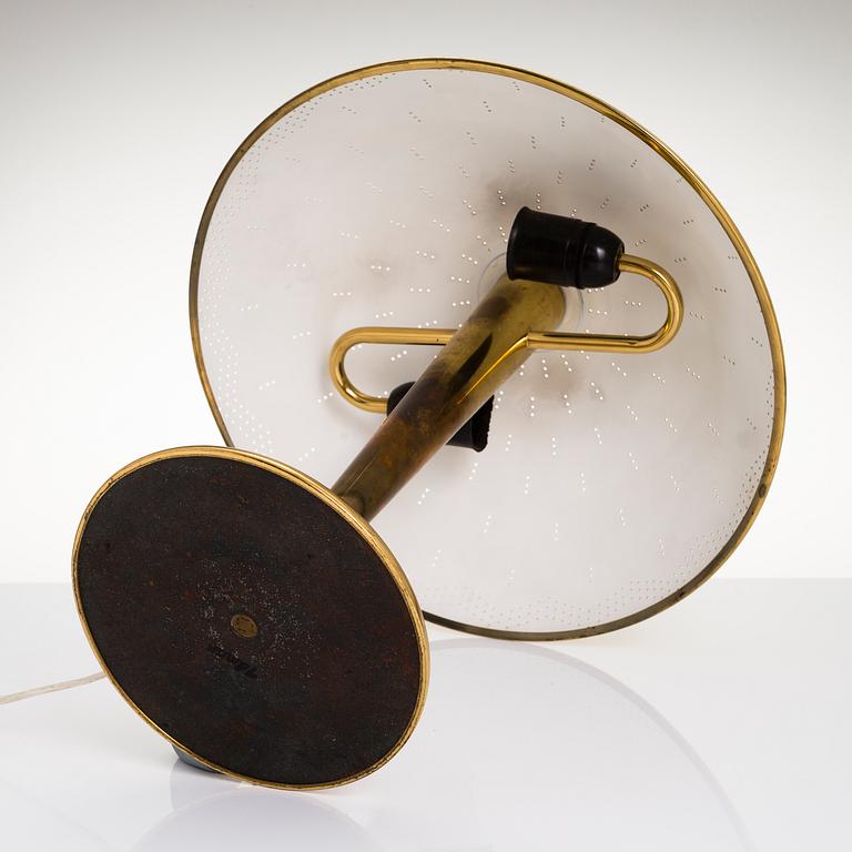 PAAVO TYNELL, bordslampa, modell 5061, Idman 1900-talets mitt.