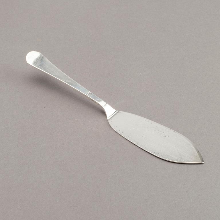 A 20th century silver cake server mark of W Nilsson Lund 1945, weight ca 77 gr.