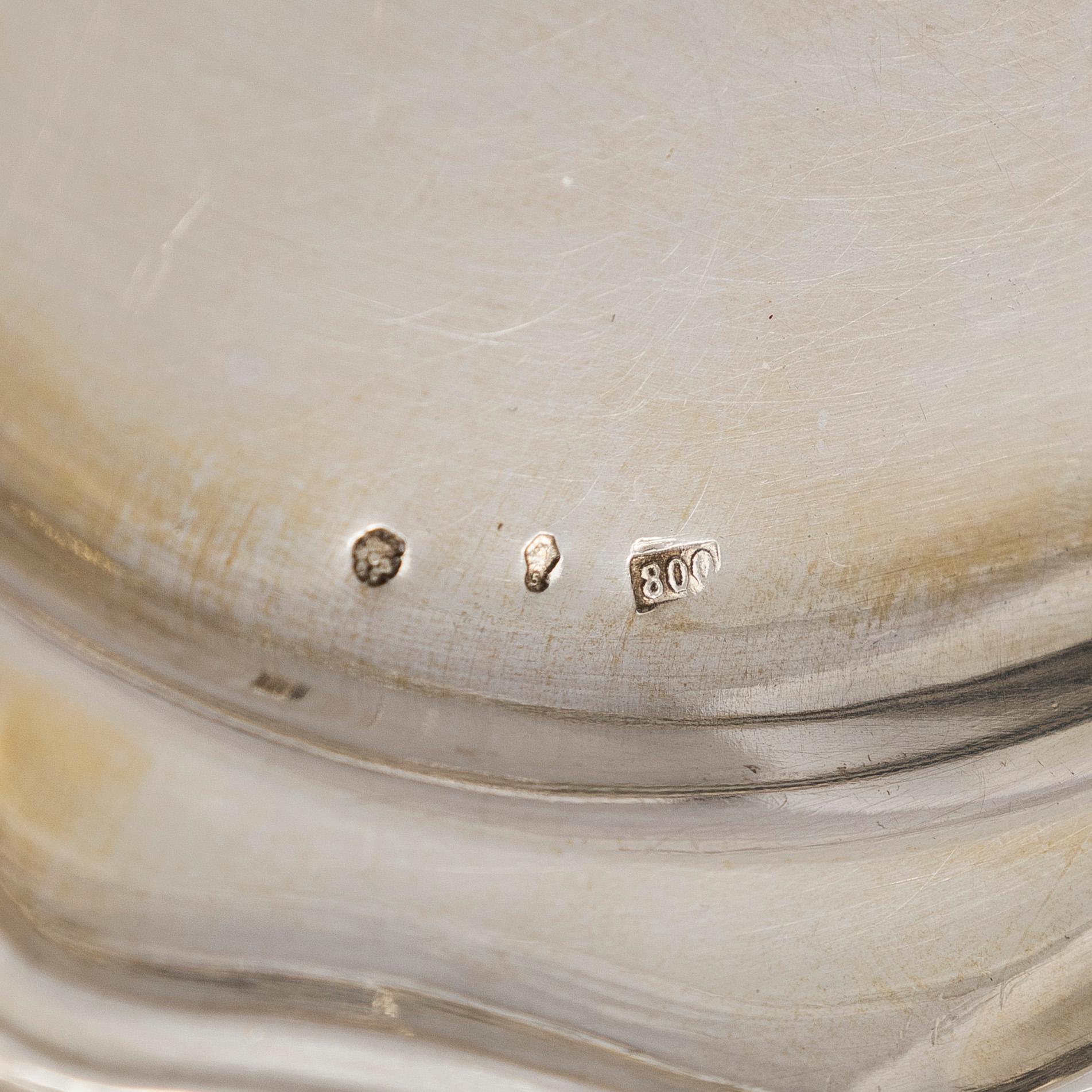 Lasinaluset telineessä, 12 kpl, hopeaa, Tšekkoslovakia 1950-luku.