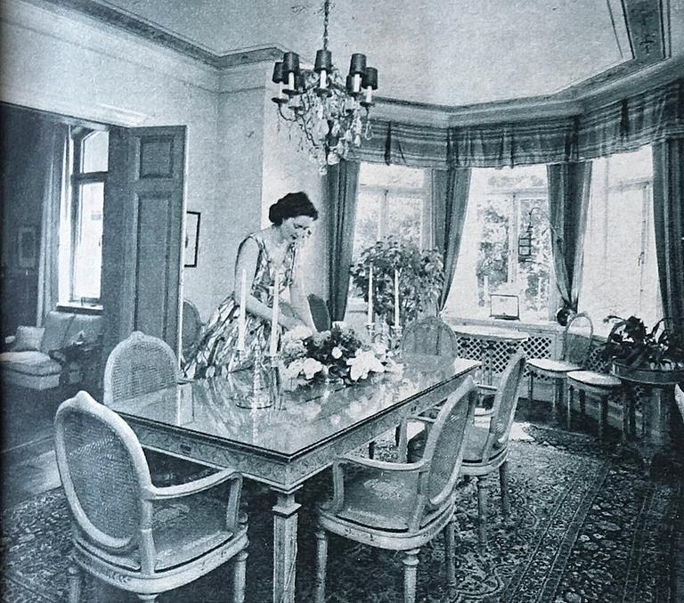 Carl Malmsten, a Swedish Grace console table, cabinetmaker Albin Johansson, Stockholm, for Villa Kvikkjokk, 1927.