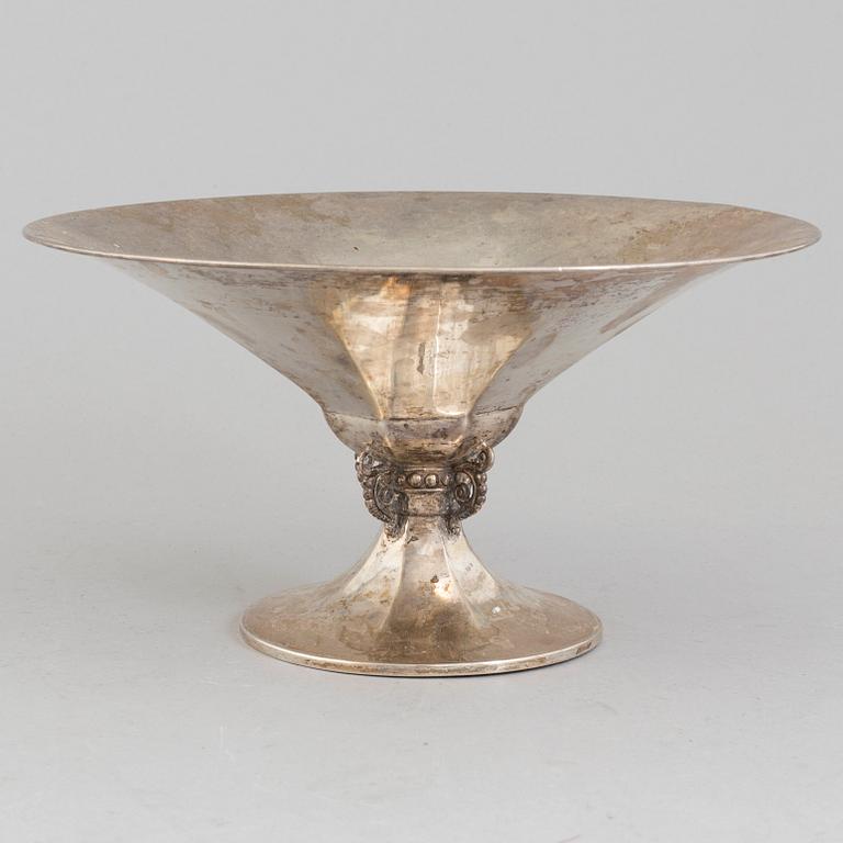 a silver bowl from W.A Bolin, Stockholm, 1925.