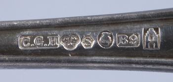 MATGAFFLAR, 12 st, silver, "Svensk Spetsig", CGH, Stockholm, 1952. Tot vikt 825 g.