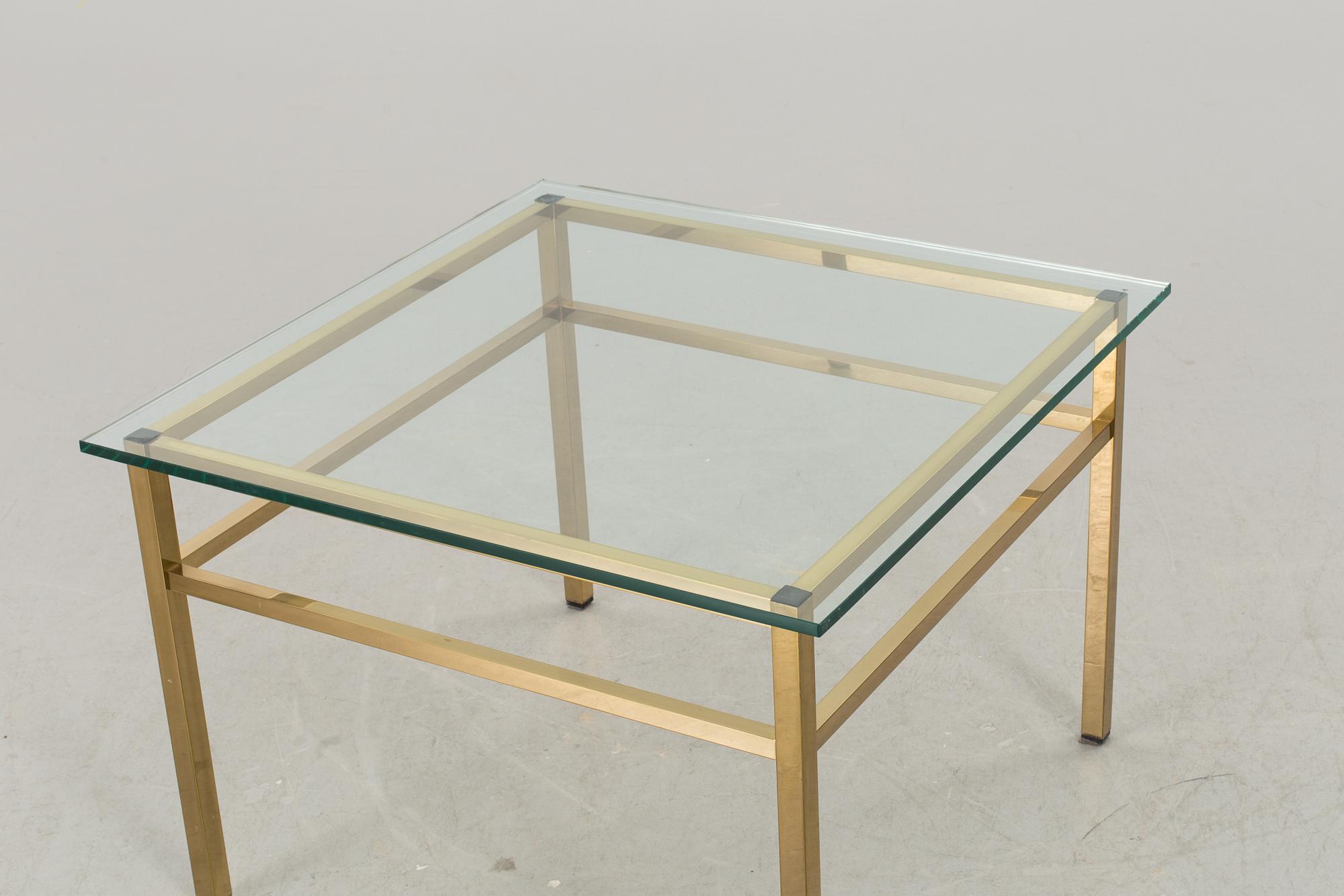 A coffee table, late 20th century,