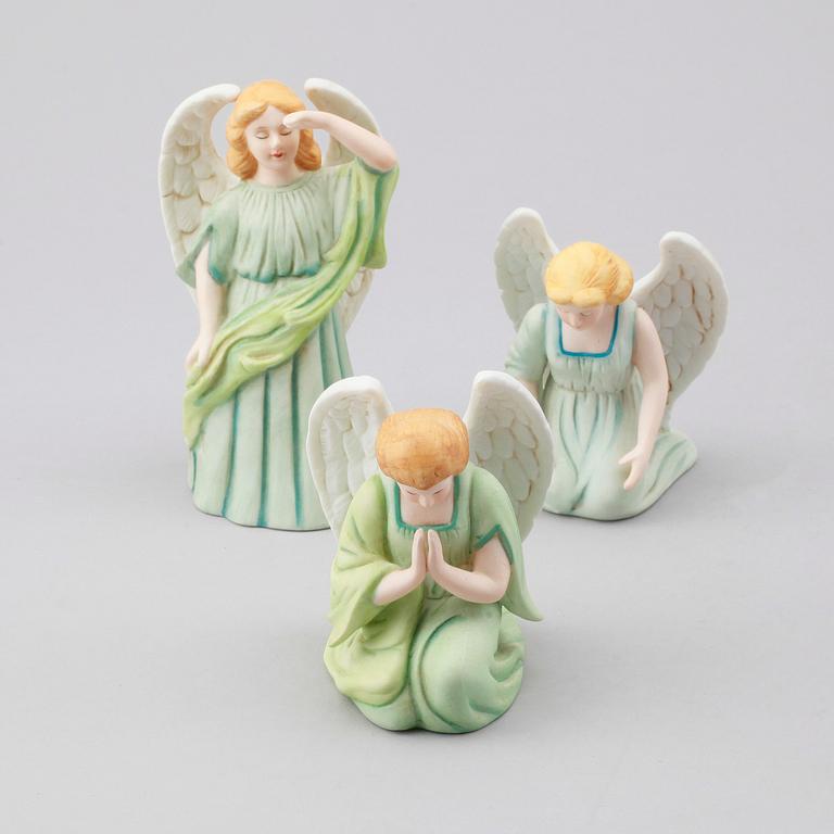 JULKRUBBA, 15 delar, porslin, efter Jenny Nyström, Kalmar Länsmuseum.