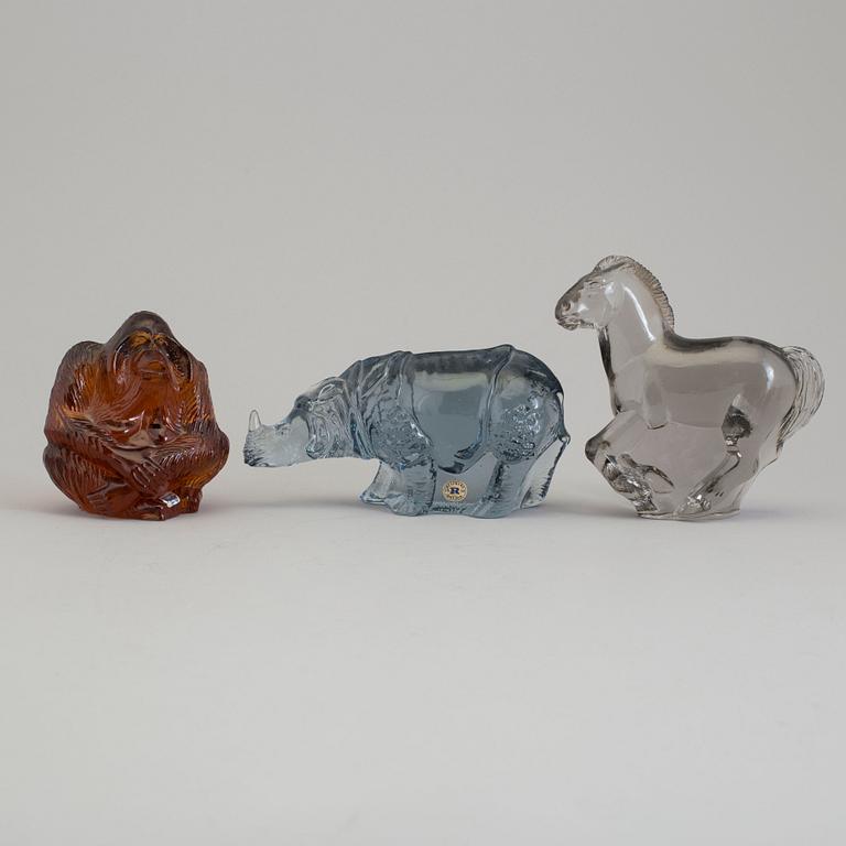 PAUL HOFF, 11 animal glass figurines made for the benefit of WWF.