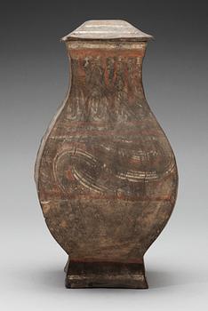 A painted jar with cover, Western Han dynasty, (206 BC - 220 AD).