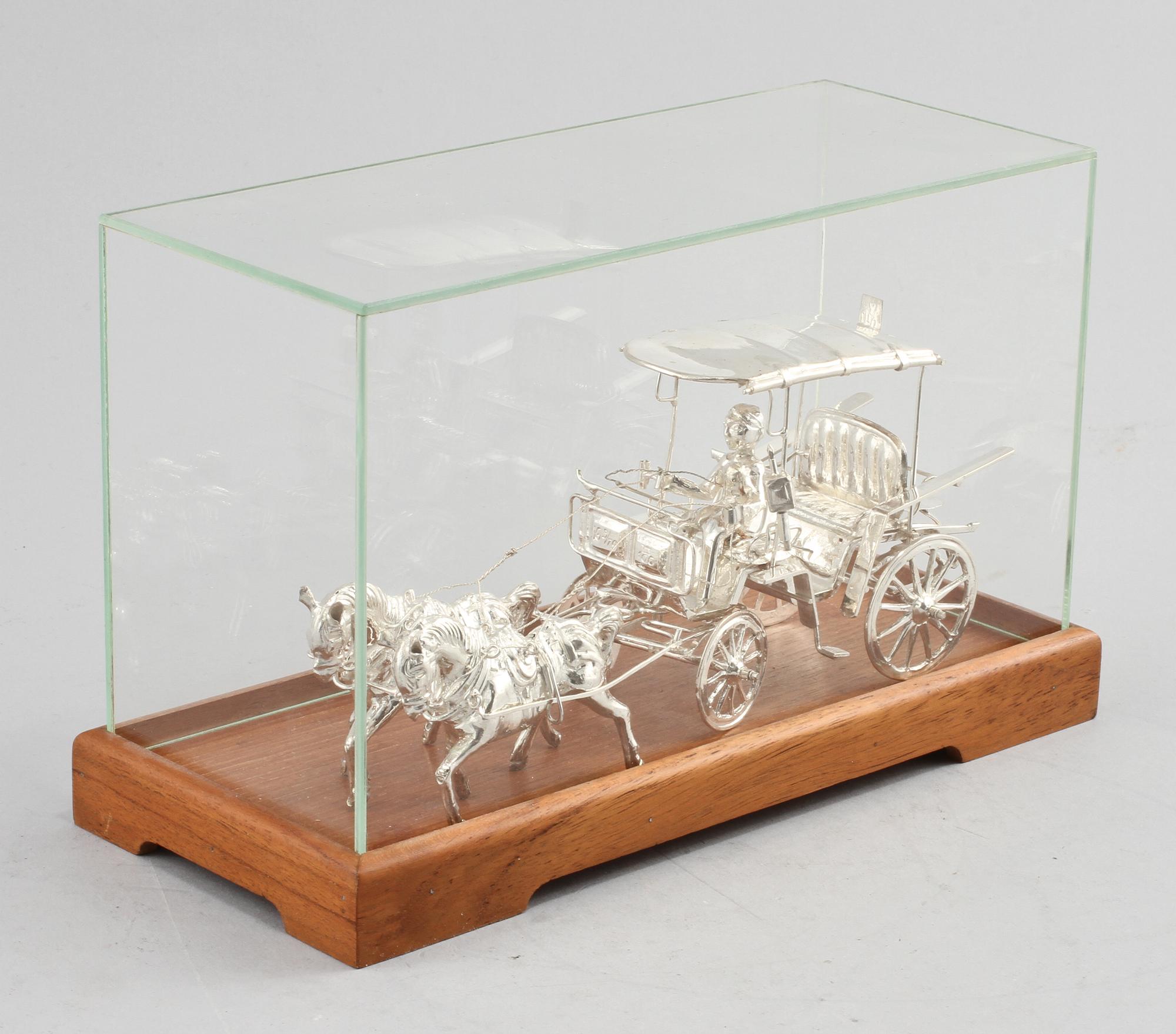 FIGURGRUPP, silver, signerad G Kardjo, orientalisk, 1900/2000-tal. Vikt 140 g.