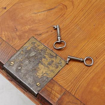 A Gustavian elm-veneered secretaire, late 18th century.
