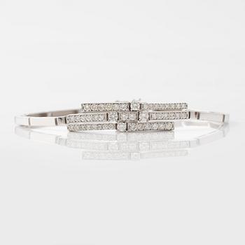 Armband, 18K vitguld med briljantslipade diamanter.