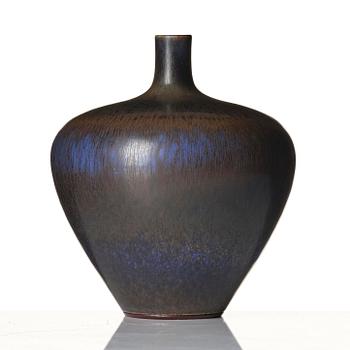 Berndt Friberg, a stoneware vase, Gustavsberg Studio, Sweden, 1962.