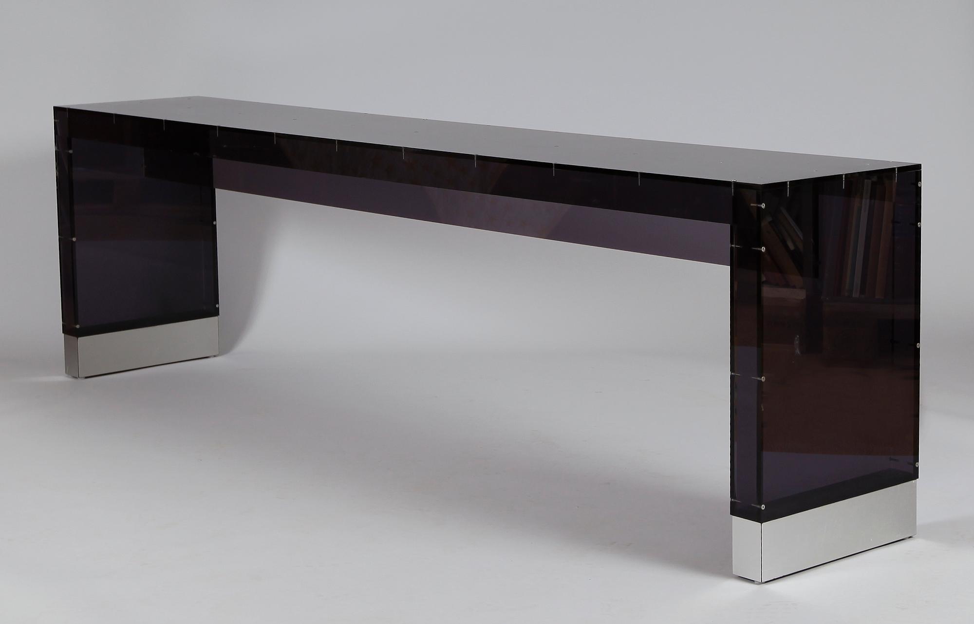 SIDEBOARD, 1900-talets fjärde kvartal.