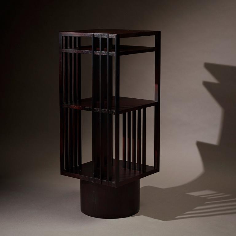 FOLKFORM, "Revolving Bookcase", boksnurra, ed. 3/4,  Studio Folkform för Nationalmuseum 2018.