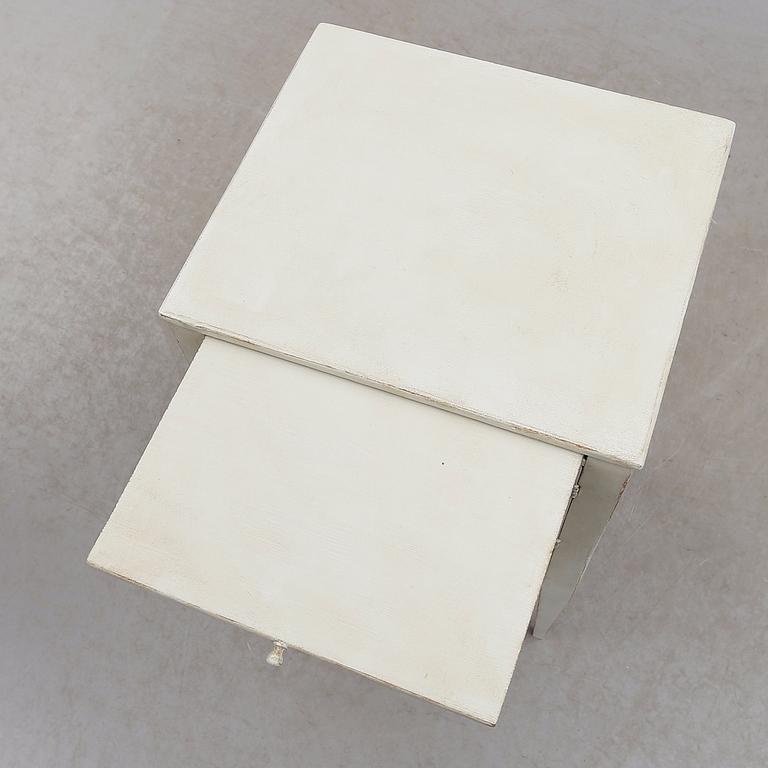 SÄNGBORD, 1800-talets första hälft.