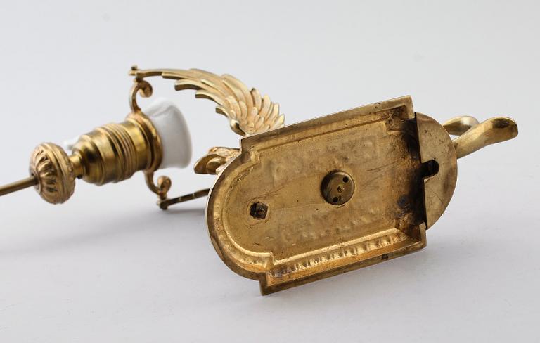 VÄGGLAMPA, mässing, 1800-talets andra hälft.