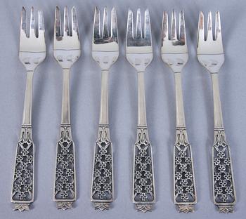 PARTI BESTICK, silver 44 delar. Mestadel svenskt 1900-1970.