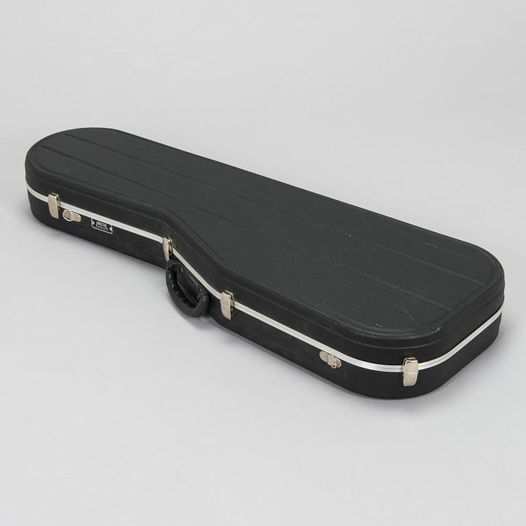 Eero Aarnio, kitara, " Copacabana Guitar", signeerattu Eero Aarnio, Lottonen Guitars, 2006.