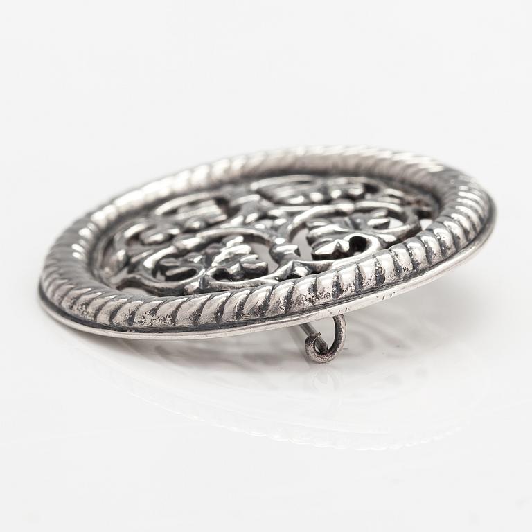 A silver brooch "Tuukkala brooch", model 8. Kalevala Koru, Helsinki 1945.