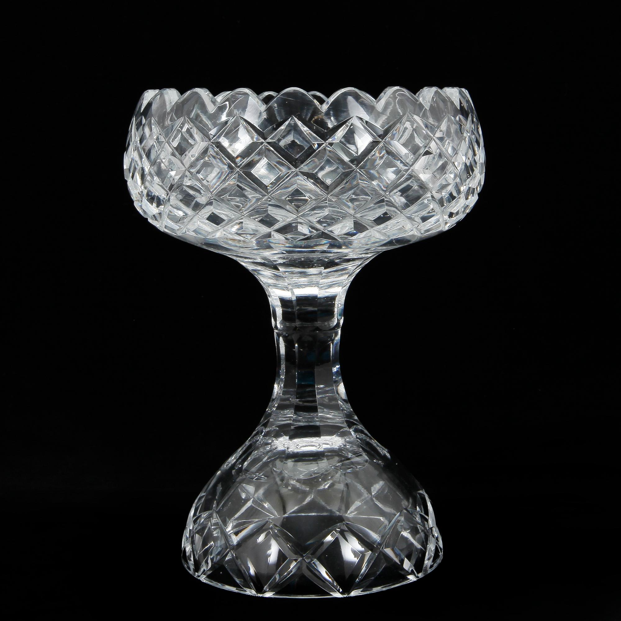 SKÅL PÅ FOT, glas, 1900-tal.