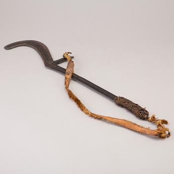 An African throwing sword.