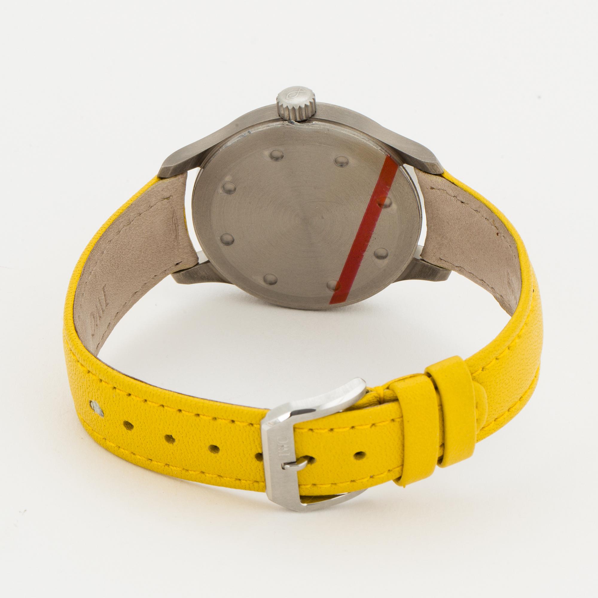 IWC, Mark XII Saab, "Mellow Yellow", armbandsur, 36 mm.