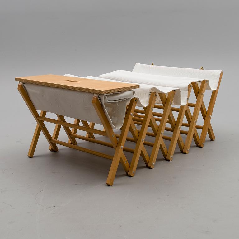 SUN LOUNGER / GUEST BED, 2 PCS, "Bauletto" by Piero De Longhi, Art&Form, Italy.