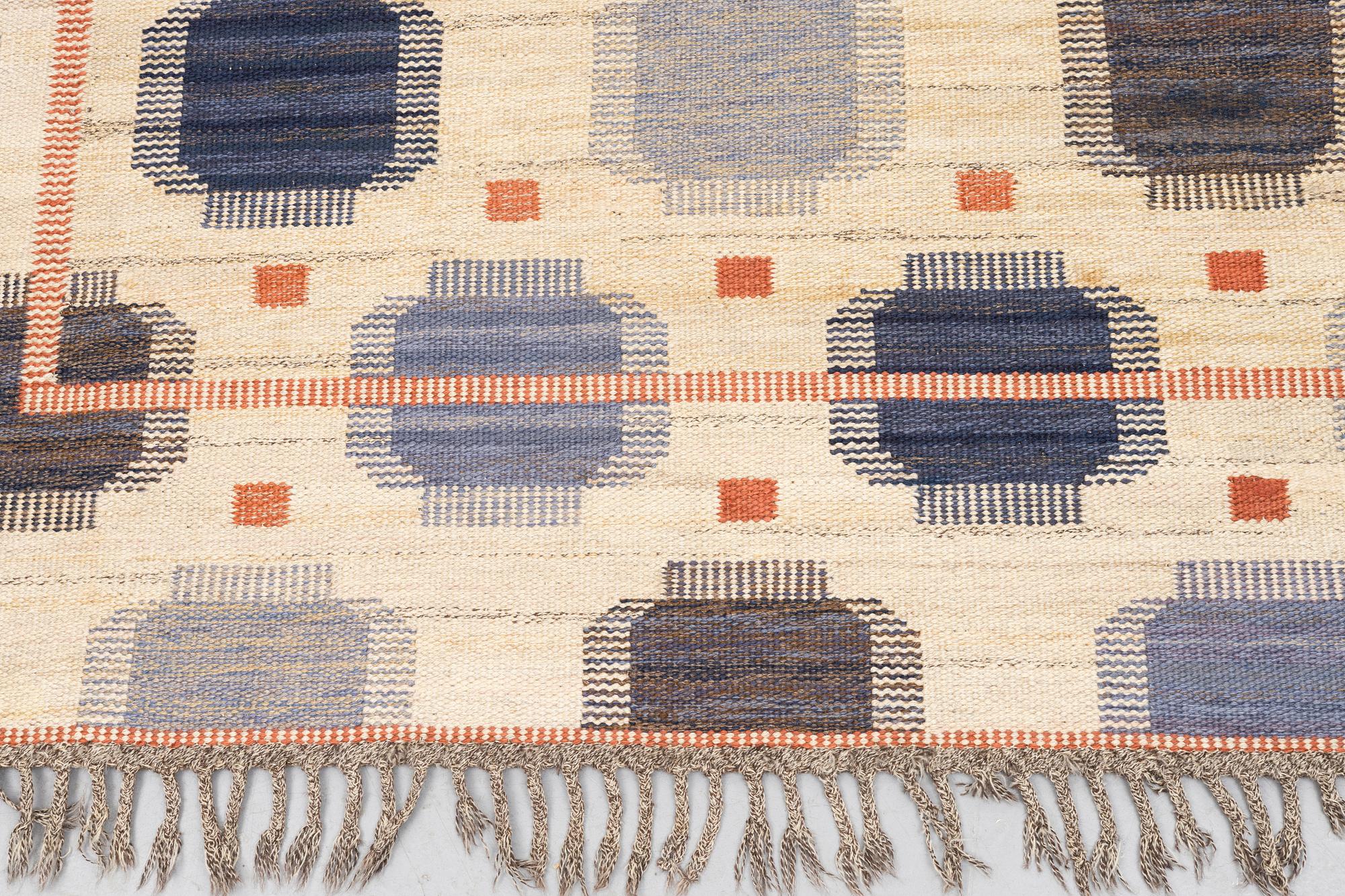 Märta Måås-Fjetterström, a carpet, "Blåplump", flat weave, ca 291 x 201 cm, signed AB MMF.