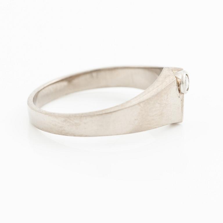 Lapponia, ring 18K white gold set with a round brilliant-cut diamond, Finland 1977.
