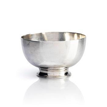 1171. A Chinese silver bowl, early 20th century.