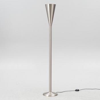 Pietro Chiesa, golvlampa, "Luminator", Fontana Arte, Italien, 2017.