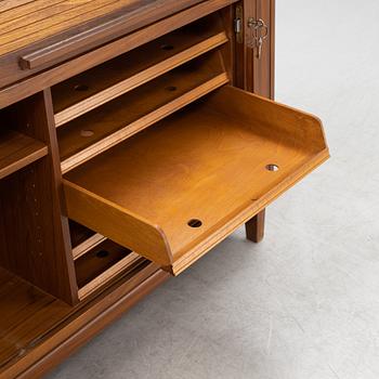 Sideboard, Ferdinand Lundqvist Göteborg, 1900-talets mitt .