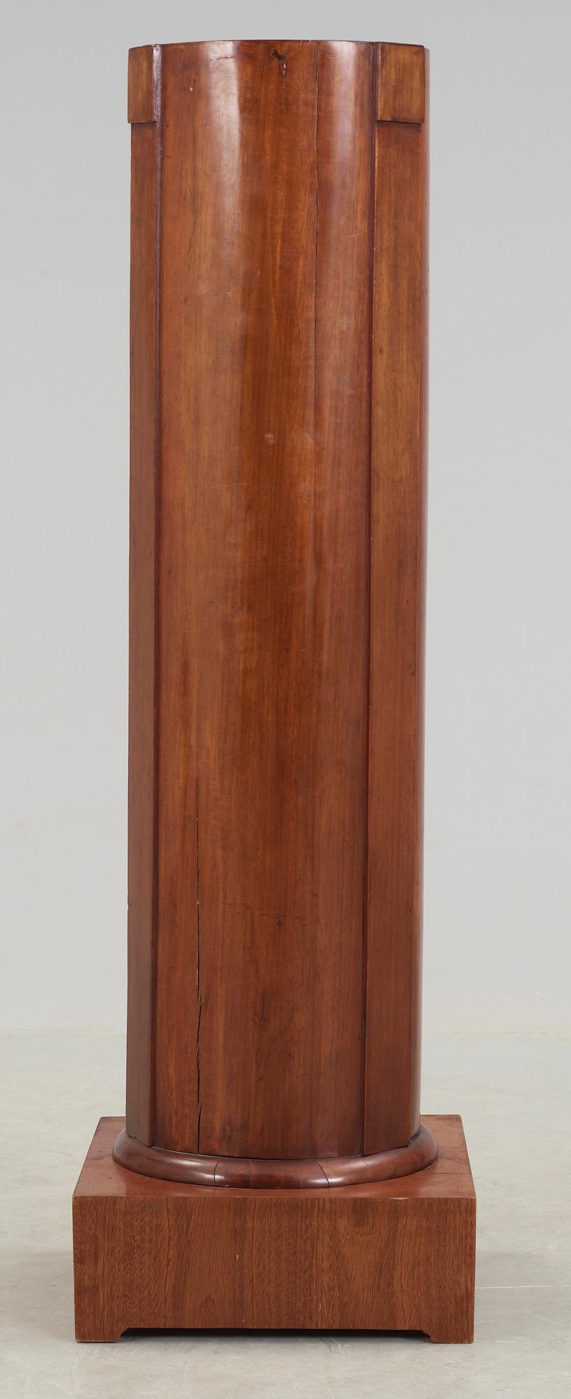 KOLONN / PIEDESTAL. Karl Johan, 1800-talets första hälft.