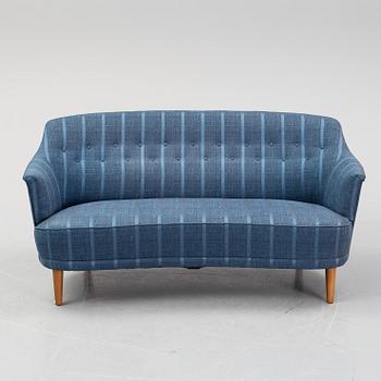 A 'Widare' sofa by Carl Malmsten, for AB O.H Sjögren. Second half of the 20th century.
