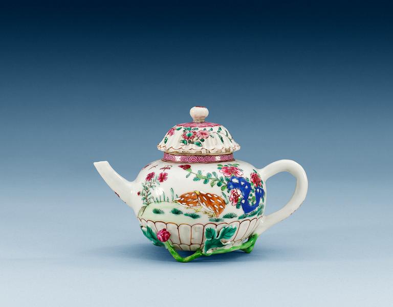 A famille rose teapot with cover, Qing dynasty, Yongzheng (1723-35).