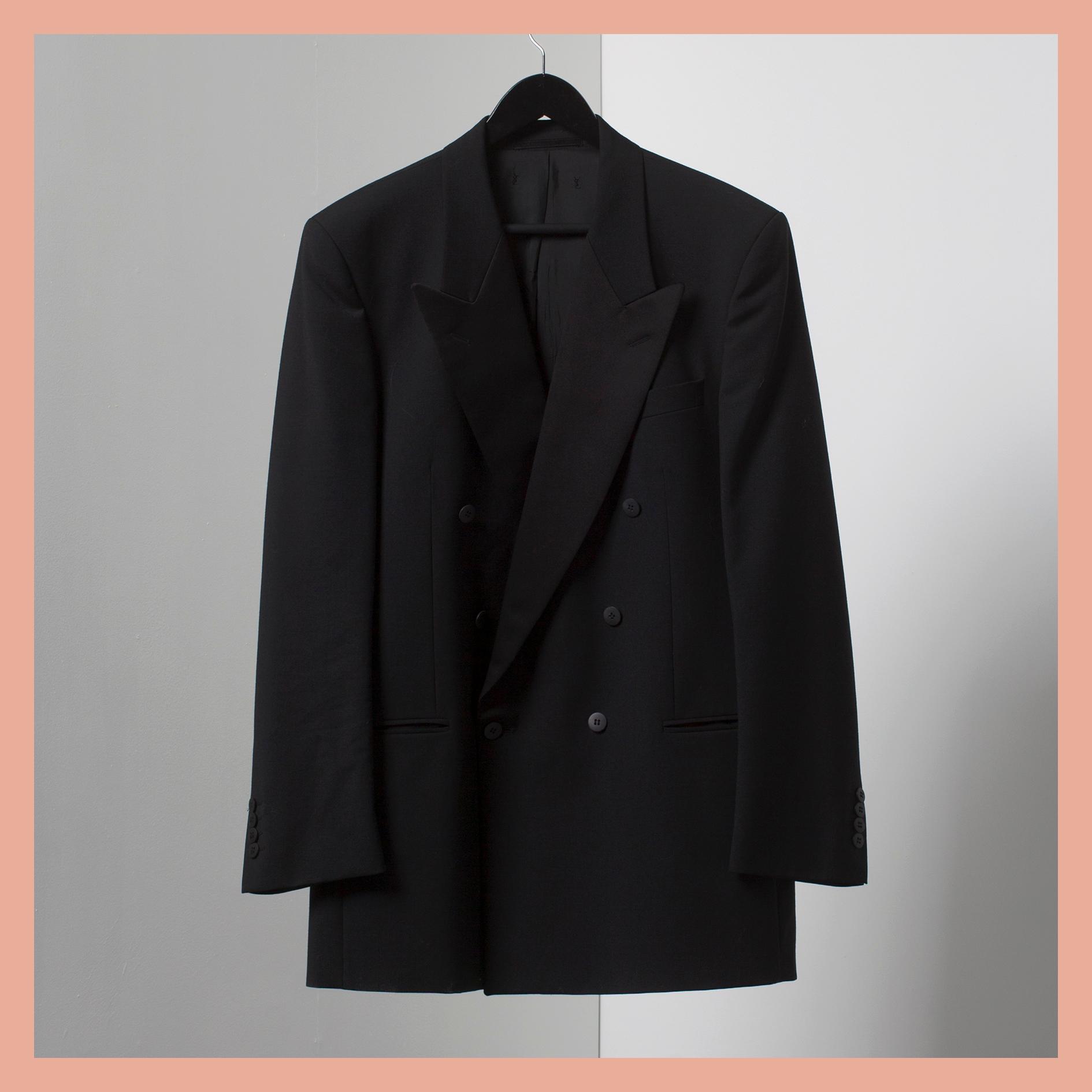 KAVAJ, Yves Saint Laurent, storlek 52.