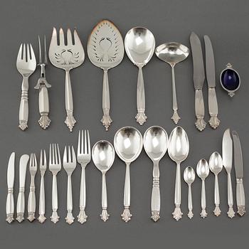 184 pieces of silver cutlery "Dronning" by Georg Jensen.